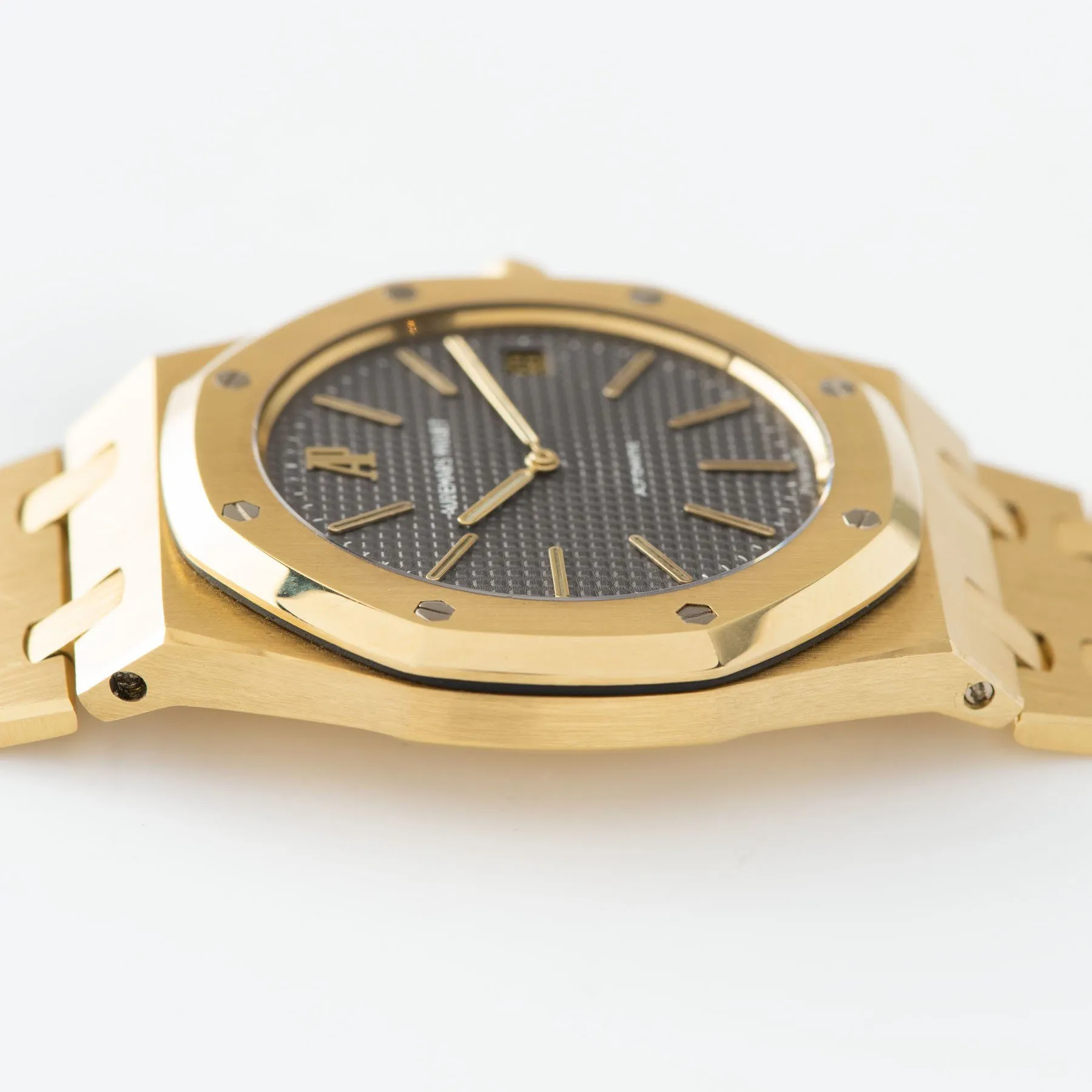 Audemars Piguet Jumbo Royal Oak Yellow Gold 5402 Box and Papers