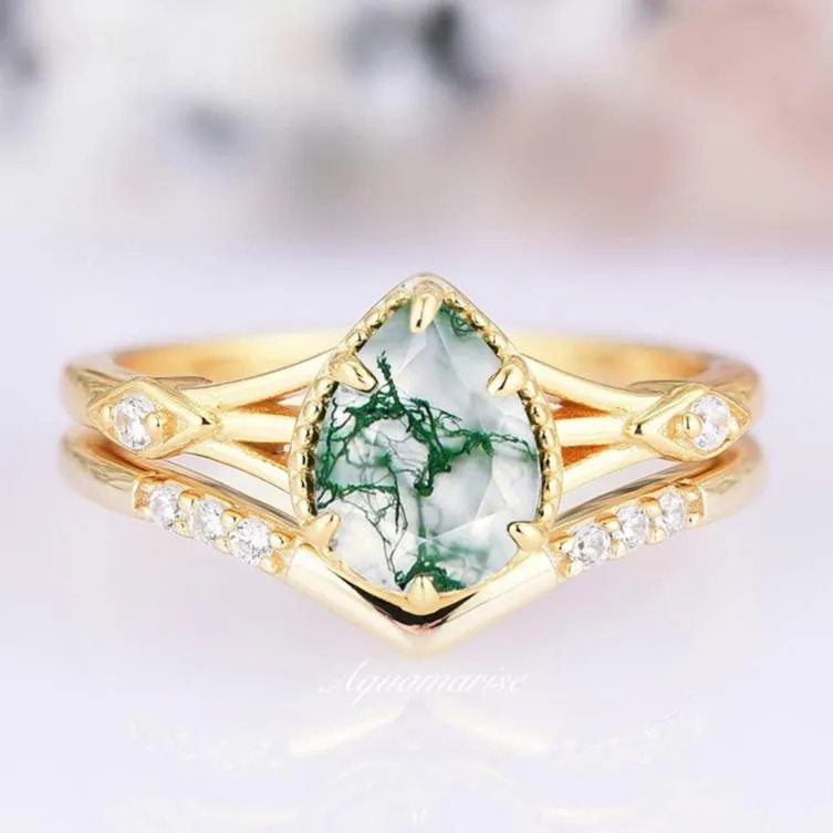 Celtic Teardrop Green Moss Agate Ring- 14K Yellow Gold Vermeil