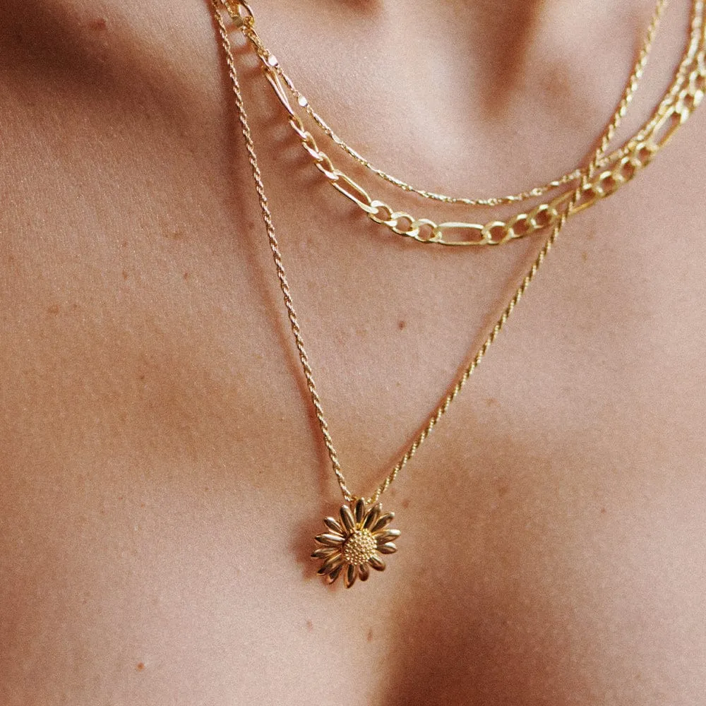 Large English Daisy Necklace 18ct Gold Plate