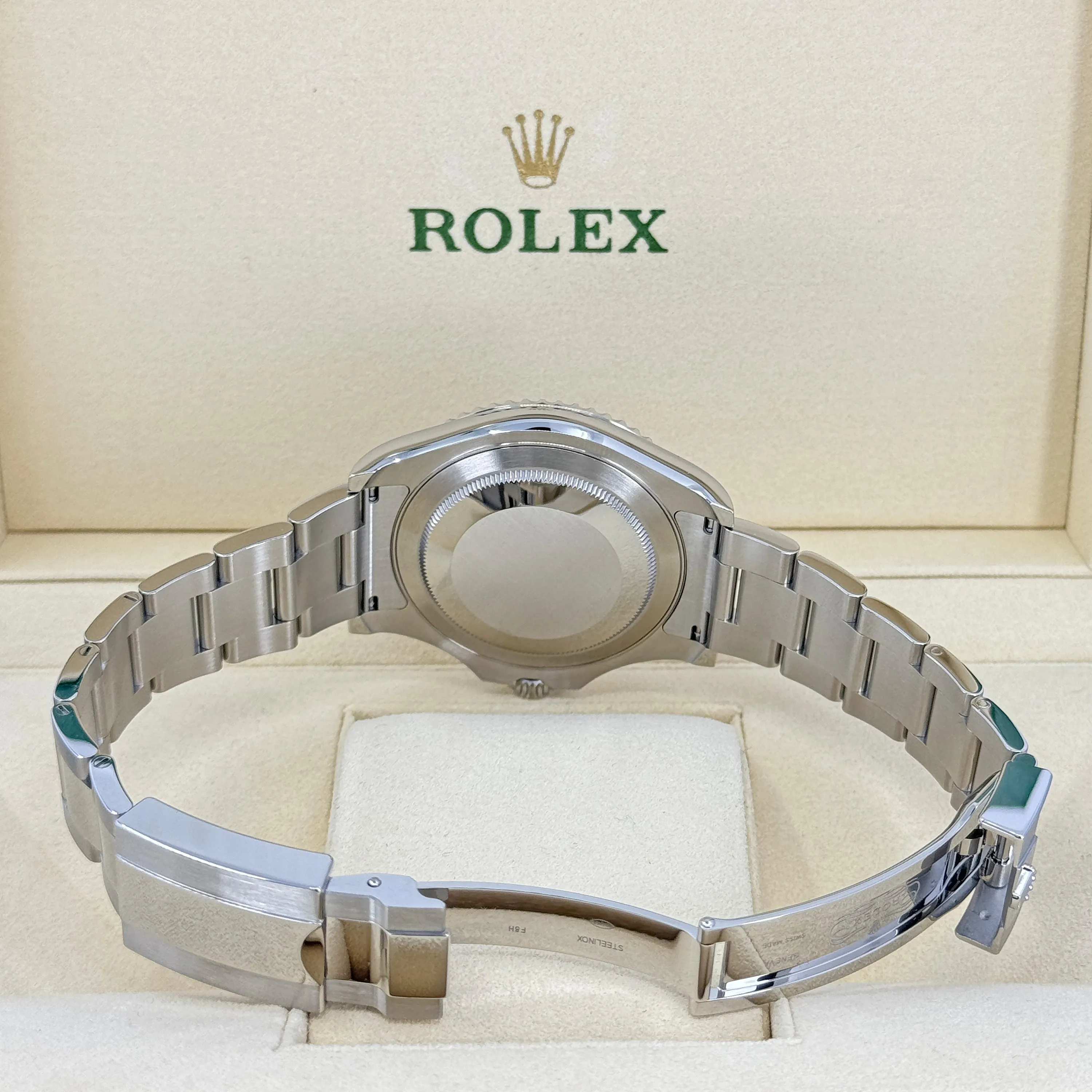 Rolex Yacht-Master 40, Oystersteel and platinum, 40mm, Ref# 126622-0001